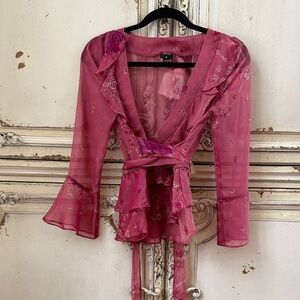 Vintage-Inspired Pink Ruffle Wrap Top.100%silk